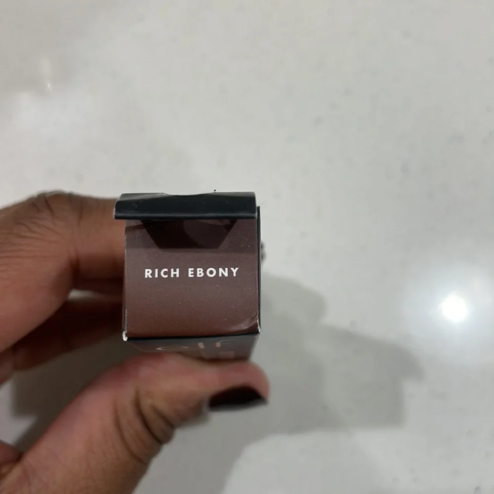ELF Cosmetics- 16HR CAMO CONCEALER-Rich Ebony